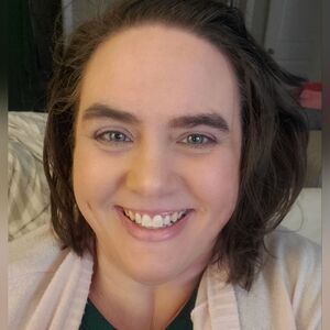 Meet your Posher, Lea